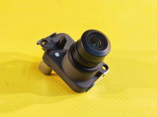 камера бокового обзора Tesla Model Y 1 поколение 2023, YV83BR, 1785300-00-C