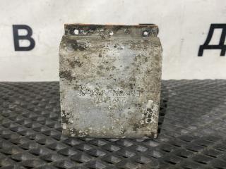 Кронштейн спойлера шасси Scania 6-series, 2591104