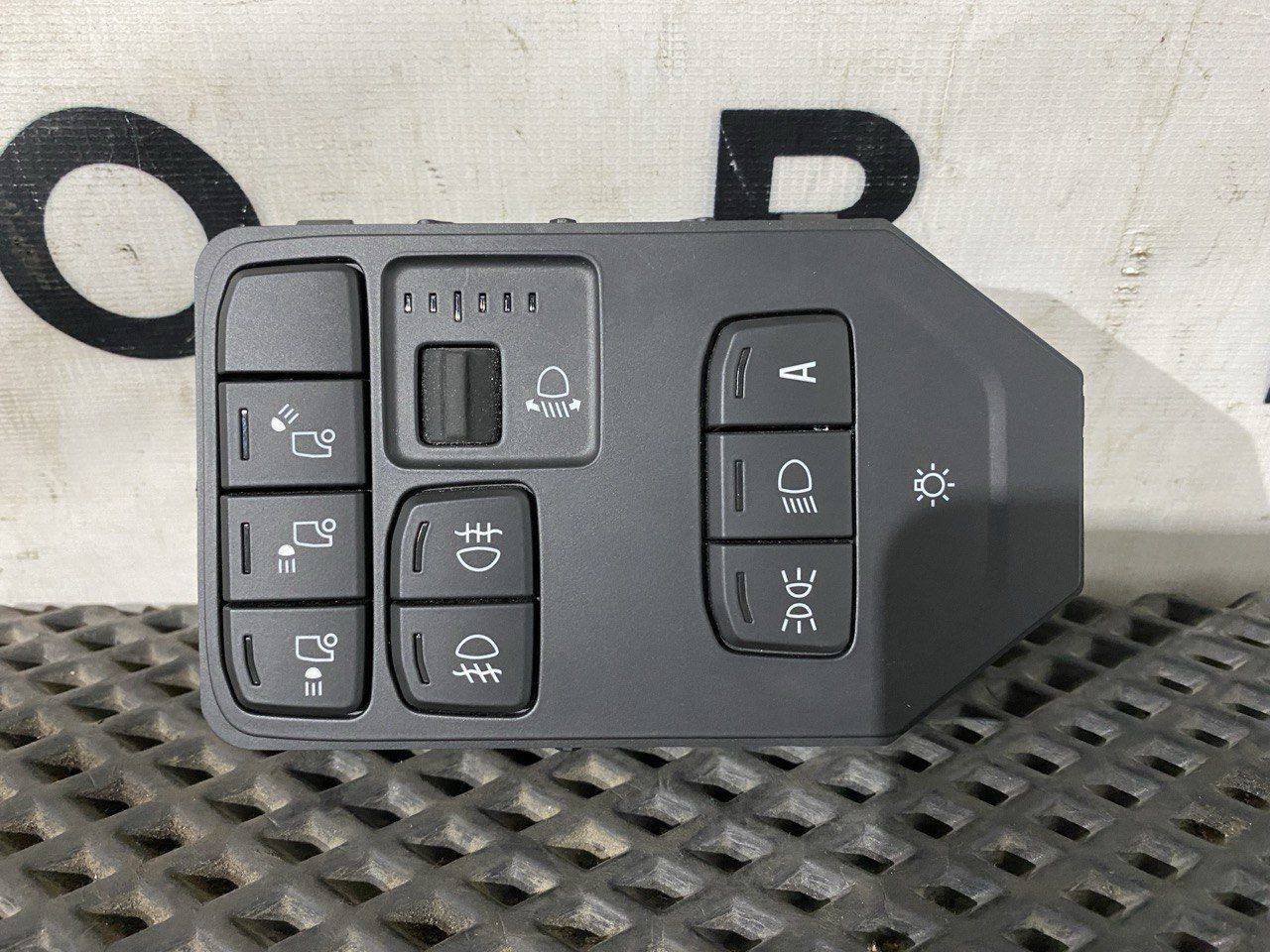 блок управления светом Scania 6-series, 2875534 - фото №1