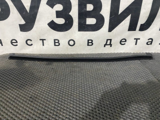 Уплотнитель стекла Volvo FH4 первое поколение (2013 - 2020), 82110669