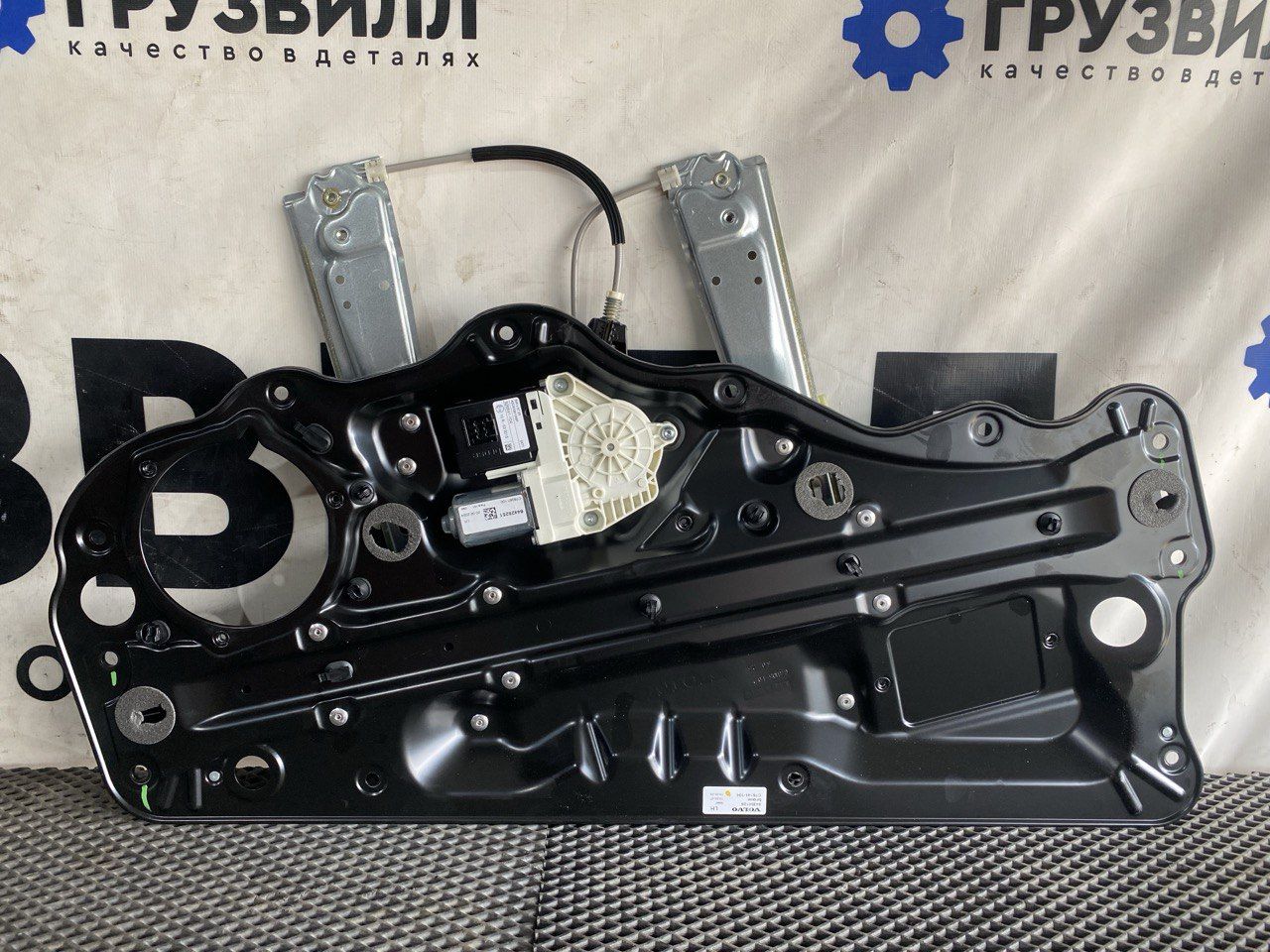 стеклоподъемник Volvo FM5 1 (2019 - 2025), 84390128, 84425251 - фото №1