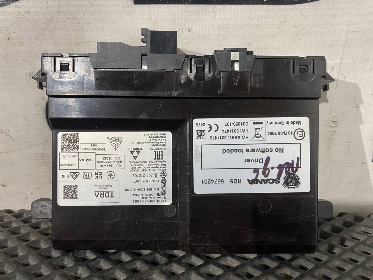 модуль управления двери Scania 6-series, 5574201, 3011472, 3011474 - фото №1