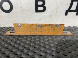 Кронштейн спойлера шасси Scania 6-series, 2558901