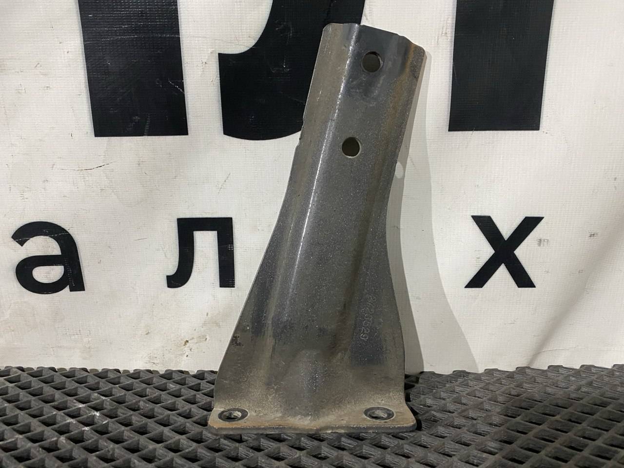 Кронштейн спойлера шасси Scania 6-series, 2723529 - фото №1