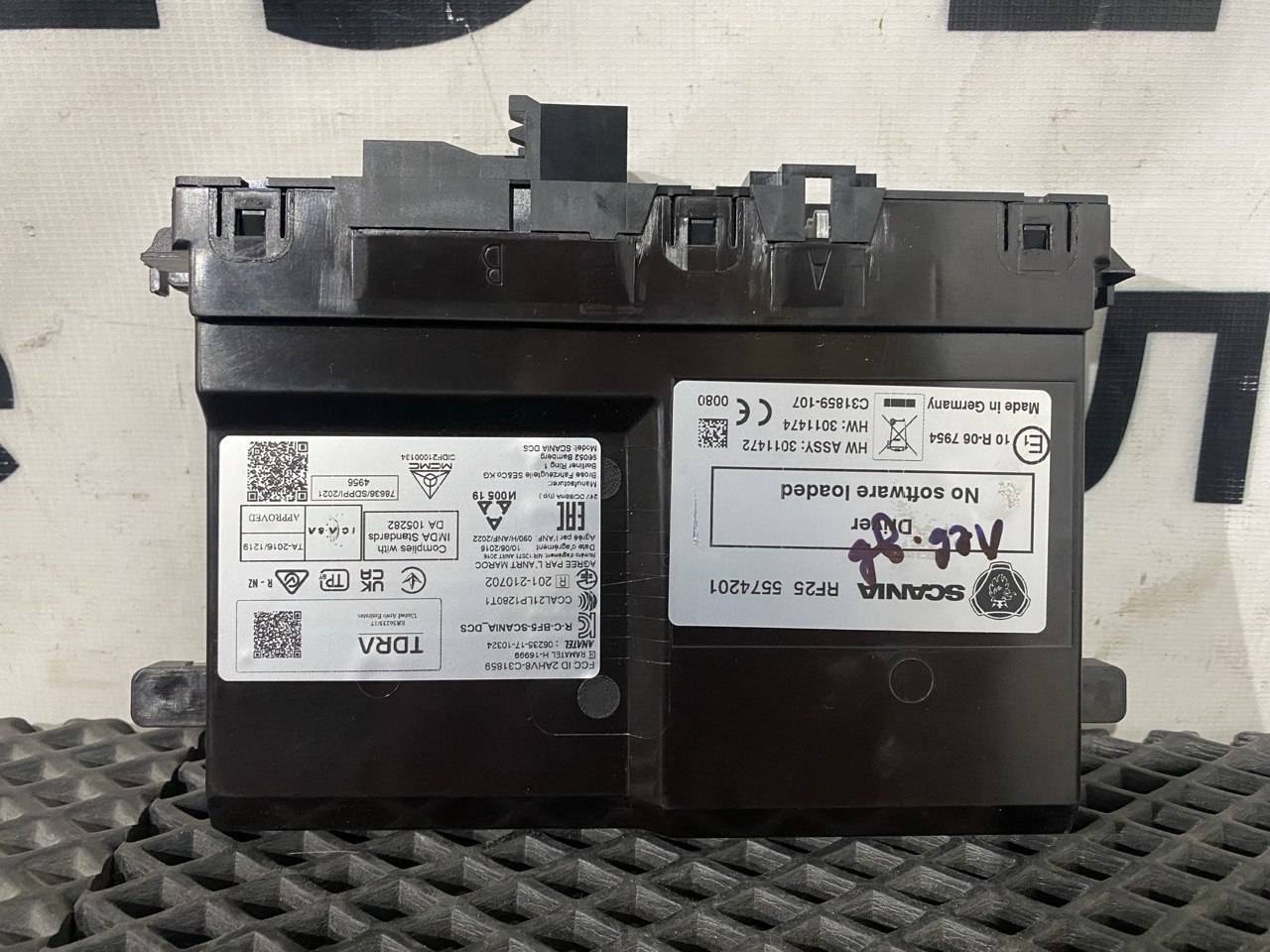 модуль управления двери Scania 6-series, 5574201, 3011472, 3011474 - фото №1