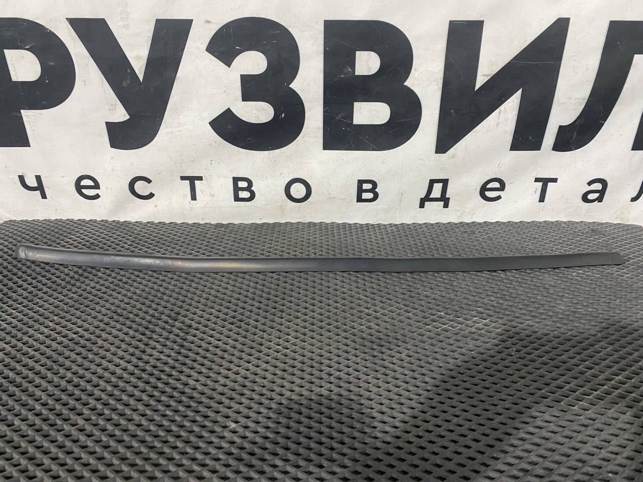 Уплотнитель стекла Volvo FH5 2 (2019 - 2025) - фото №1