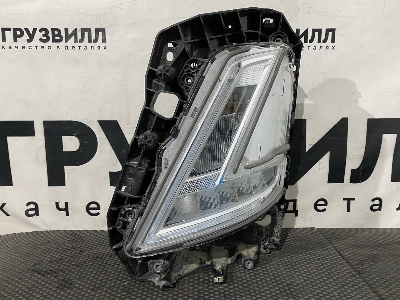 фара левая Volvo FM5 1 (2019 - 2025), 84274580, 24056494 - фото №1