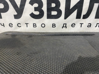 Уплотнитель стекла Volvo FH5 2 (2019 - 2026), 82178204