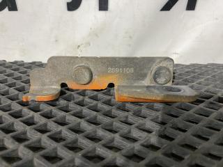 Кронштейн спойлера шасси Scania 6-series, 2591108