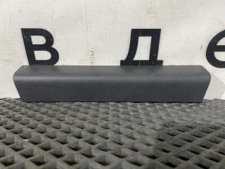 накладка двери (крышки) багажника Renault T-Series 1 поколение (2013 - 2025), 82301290