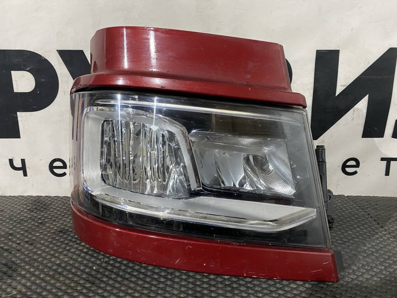 фара правая Scania 6-series, 2674391, 2609157, 2641674, 3148186 - фото №1