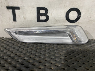 поворотник правый Volvo FH5 2 (2019 - 2025), 24189496