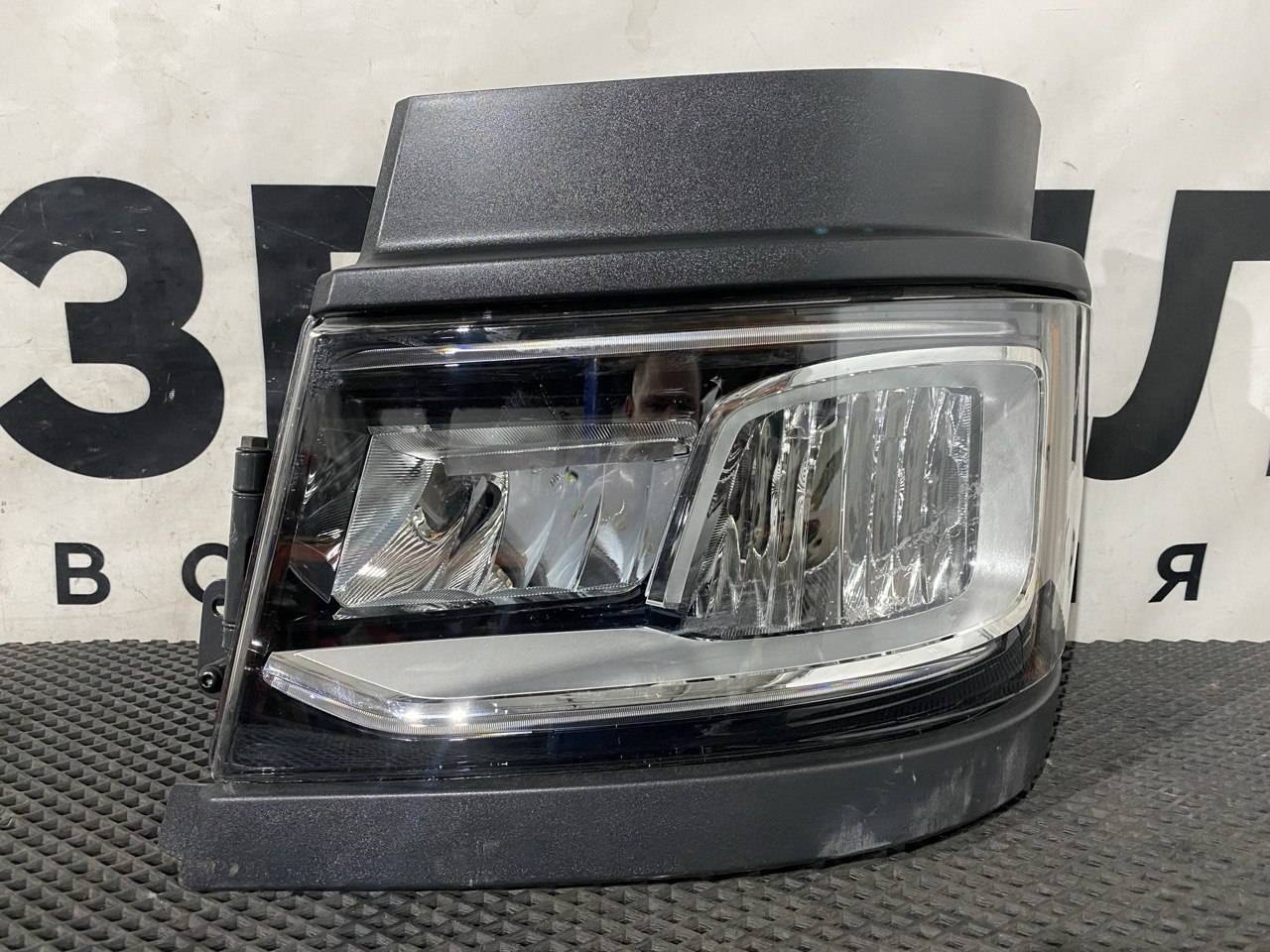 фара левая Scania 6-series, 2674390, 2609156, 2641673, 2726593, 3148185 - фото №1