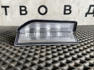 плафон двери правой Volvo FH5 2 (2019 - 2025), 84810911