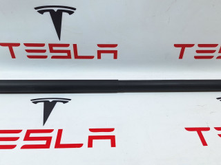 амортизатор крышки багажника (3-5 двери) Tesla Model X 1 поколение 2018, 1129698-00-A
