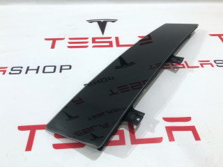 Накладка наружная (стекло) подъемной задней двери Tesla Model X 1 поколение 2018, 1094996-00-C, 1041357-00-C