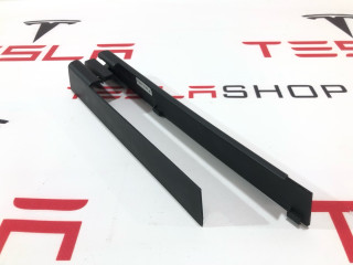 Заглушка салазки сиденья Tesla Model X 1 поколение 2019, 1061614-00-D