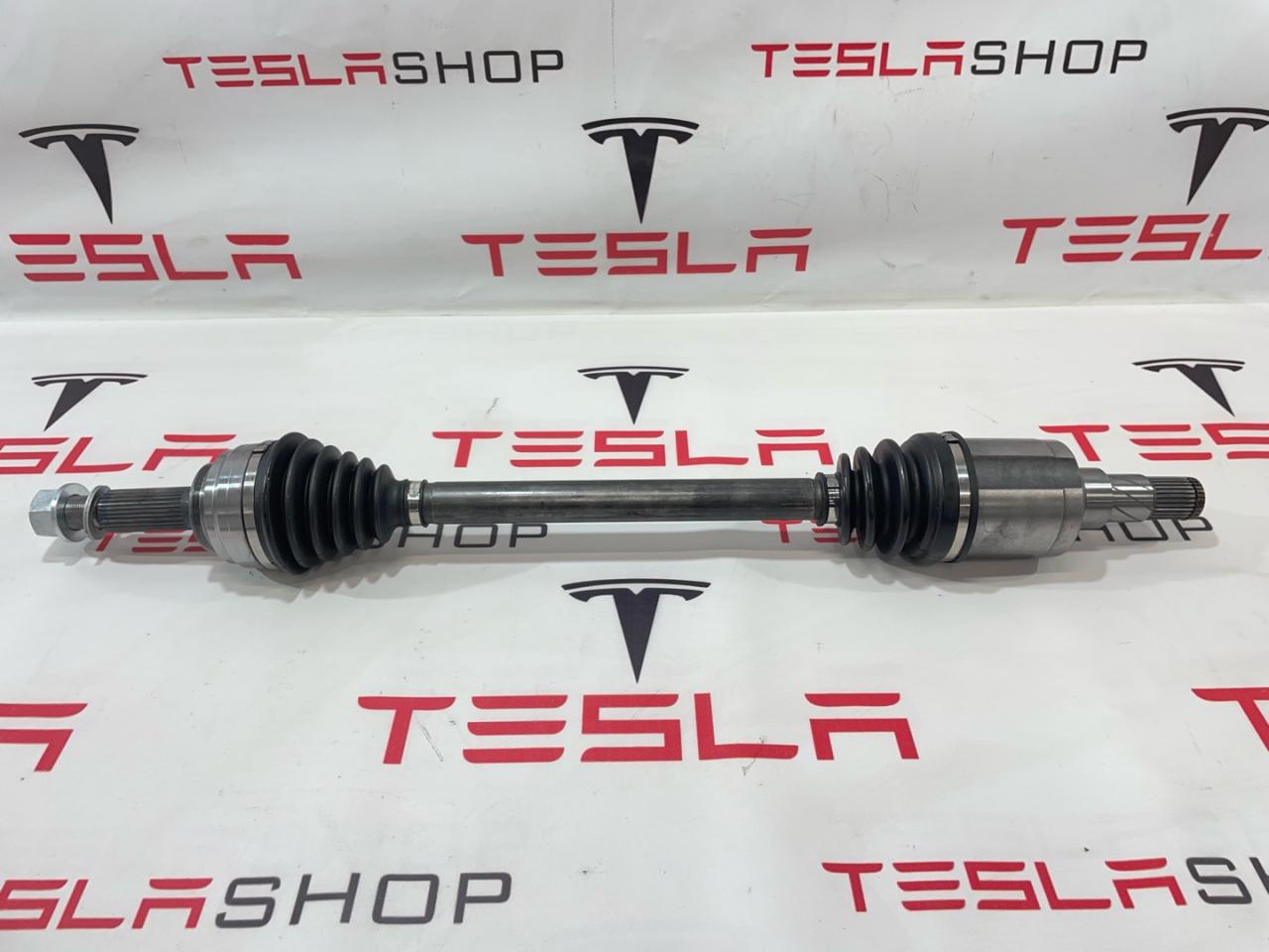 полуось передняя левая (приводной вал, ШРУС) Tesla Model X 1 поколение 2018, 1027113-00-B - фото №1