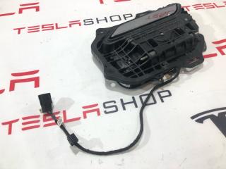 ручка наружная задняя левая Tesla Model S 1 поколение 2013, 1100299-S0-A, 1007375-00-H, 100775100C, 1018745-00-E