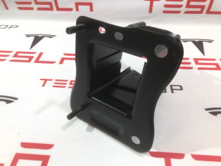 усилитель бампера переднего Tesla Model X 1 поколение [рестайлинг] 2022, 1608630-00-A