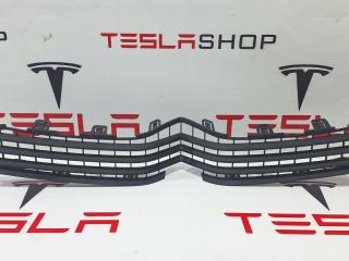 Решётка радиатора бампера переднего Tesla Model X 1 поколение 2018, 1050143-00-E