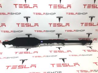 Щиток приборов (вспомогательный монитор) Tesla Model S 1 поколение [2-й рестайлинг] (2021 - 2025), 1562948-97-C, 1566110-00-E