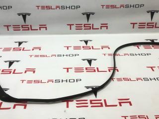 Уплотнитель порога Tesla Model S 1 поколение 2013, 6009588-00-D