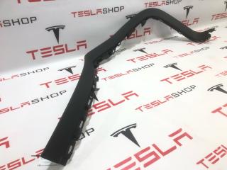 Накладка проема подъемной задней двери Tesla Model X 1 поколение [рестайлинг] 2022, 1105129-00-E