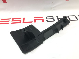 Кронштейн крепления фары противотуманной левой Tesla Model X 1 поколение [рестайлинг] (2021 - 2025), 1588184-S0-B, 1588188-01-A