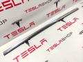 молдинг двери передней левой Tesla Model X 1 поколение 2019, 1032165-88-D, 1032173-00-D - фото №5