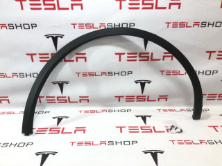 накладка колесной арки передний правый Tesla Model Y 1 поколение 2021, 1494186-00-B, 1494162-00-B
