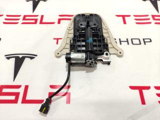 Механизм регулировки подголовника Tesla Model X 1 поколение 2017, 1066568-01-A, AG151536-C1