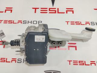 цилиндр тормозной главный Tesla Model X 1 поколение 2016, 1045523-00-C