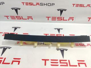 Накладка подъемной задней двери Tesla Model X 1 поколение 2019, 1055049-02-D