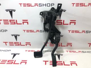 педаль Tesla Model X 1 поколение [рестайлинг] 2022, 1620691-00-E