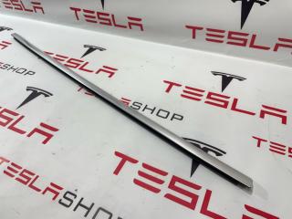 молдинг двери задней левой Tesla Model 3 1 поколение 2019, 1080745-00-F
