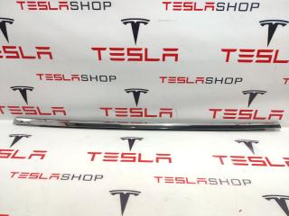 молдинг двери задней левой Tesla Model X 1 поколение 2019, 1032175-00-C, 1032167-88-D
