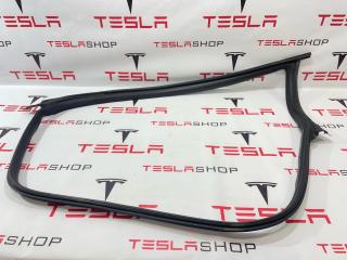 Уплотнитель проема дверного Tesla Model 3 1 поколение 2019, 1090499-00-K
