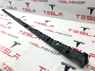 Кронштейн крепления порога Tesla Model X 1 поколение 2018, 1046690-00-B