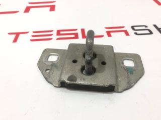 Петля замка крышки багажника Tesla Model S 1 поколение 2013, 1009419-00-B, A2127400132