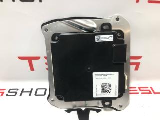 модуль управления двери Tesla Model X 1 поколение [рестайлинг] 2022, 1037222-00-D, 1041419-00-B