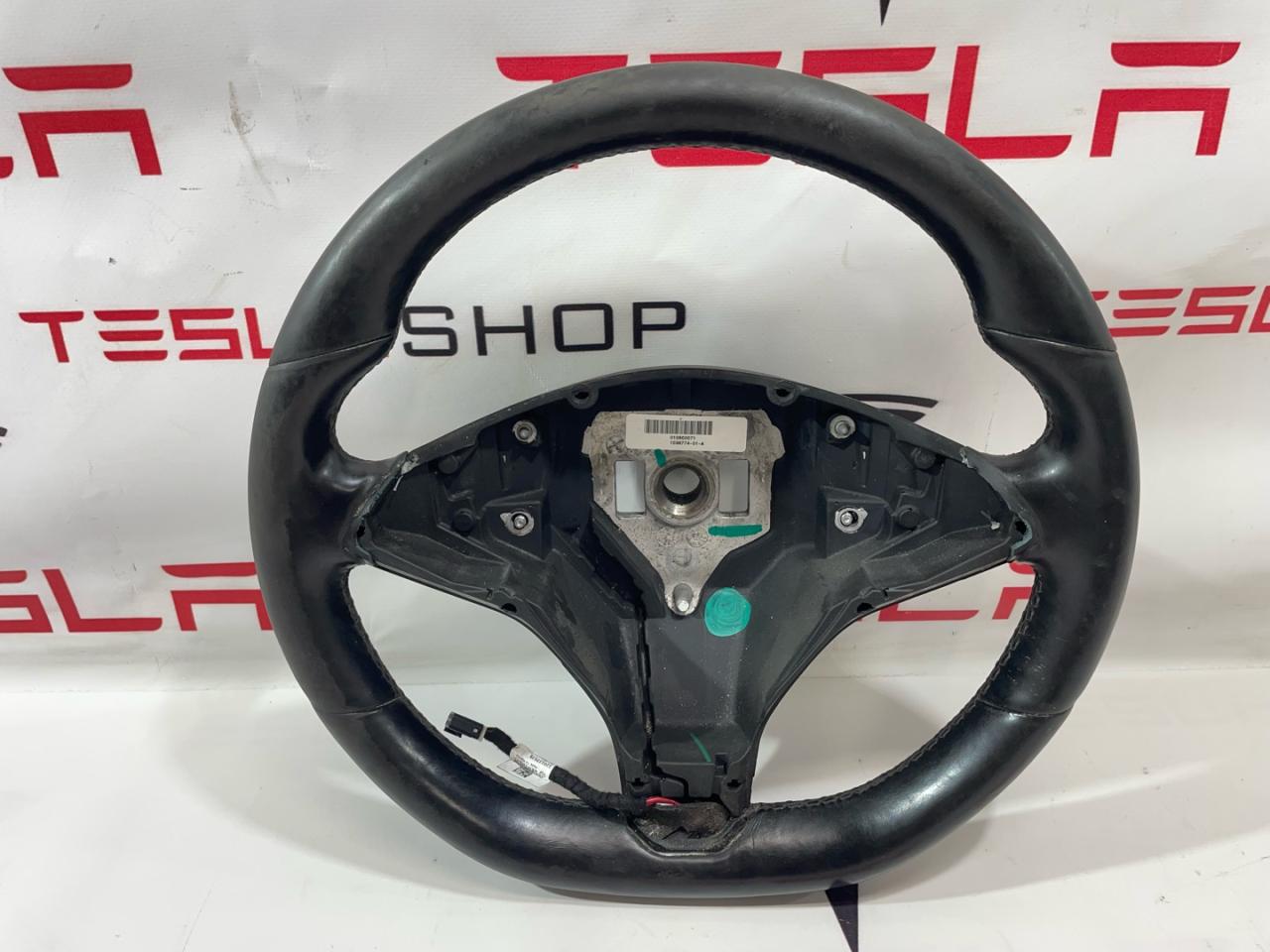 руль Tesla Model S 1 поколение 2015, 1036774-00-D - фото №1
