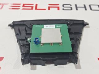 Антенна GPS (навигации) Tesla Model X 1 поколение [рестайлинг] 2022, 1599097-00-A