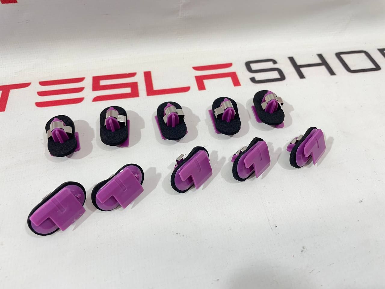 клипса Jaguar I-Pace 1 поколение 2020, T4N6066, LR092198 - фото №1