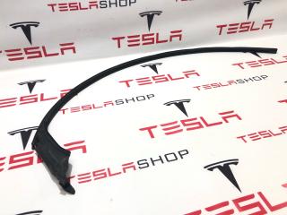 Уплотнитель проема дверного Tesla Model X 1 поколение 2019, 1032146-00-C