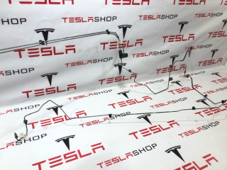 трубка тормозная Tesla Model 3 1 поколение 2022, 1044713-00-D, 1044715-00-C, 1044714-00-C