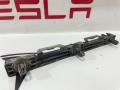 Кронштейн крепления накладки порога рокерной панели Tesla Model S 1 поколение 2015 - фото №3