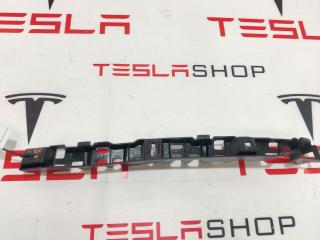 Кронштейн накладки, стойки В Tesla Model X 1 поколение 2016, 1050784-00-C