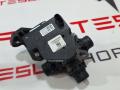 Клапан 3-х ходовой системы охлаждения Tesla Model S 1 поколение [2-й рестайлинг] (2021 - 2025), 1593942-50-A - фото №4