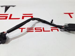 разъем (фишка) проводки Tesla Model X 1 поколение 2016, 1032447-80-F, PBT-GF15